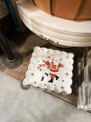 Holiday Cheers Scalloped Plate