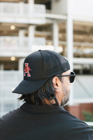 Throwback Hog Trucker Hat- Black