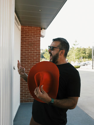 Arkansas Razorbacks Logo T-Shirt- Black