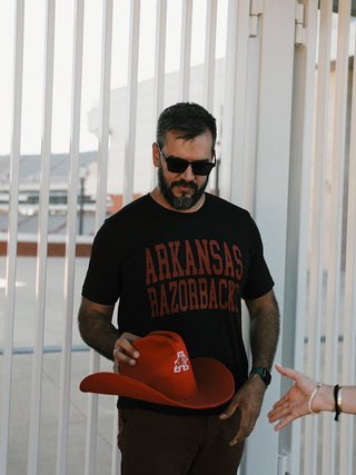 Arkansas Razorbacks Logo T-Shirt- Black