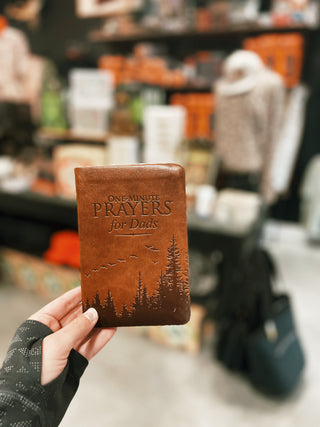 One-Minute Prayers  for Dads