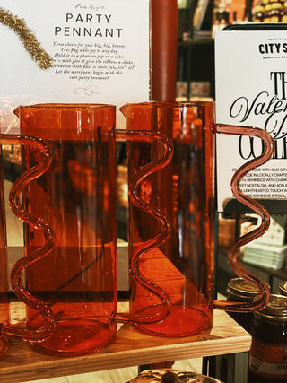 Squiggle Pitcher- Red