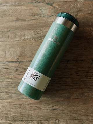 The Areolight™ Transit Bottle 20oz- Hammertone Green