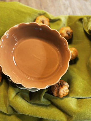 Oval Stoneware Scalloped Baker