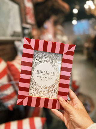 Wavy Striped Frame- Red