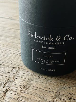 Pickwick & Co: Hotel Candle