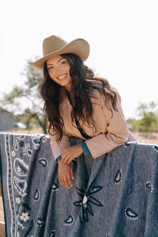 ChappyWrap - Vintage Blue Bandana Blanket: Original