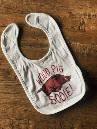 Arkansas Razorbacks Baby Bib Wooo Pig Sooie