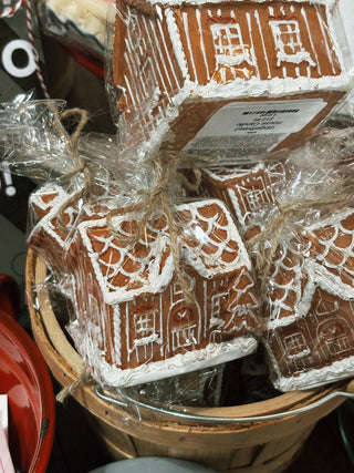 Gingerbread House Candle