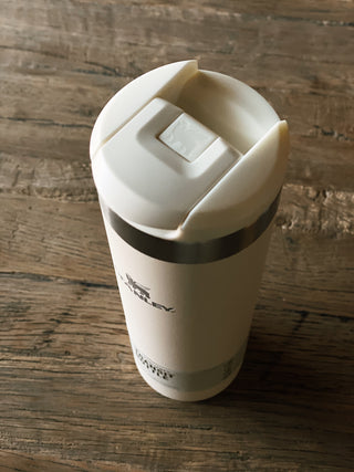 The Areolight™ Transit Bottle 20oz- Cream