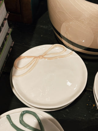 Stoneware Dish with Bow