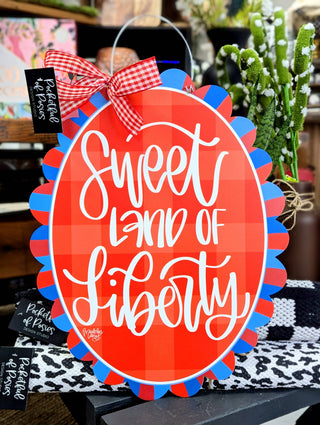 Sweet Land of Liberty Scalloped Door Hanger