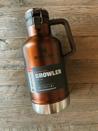 Stanley: Classic Easy-Pour Growler - Maple