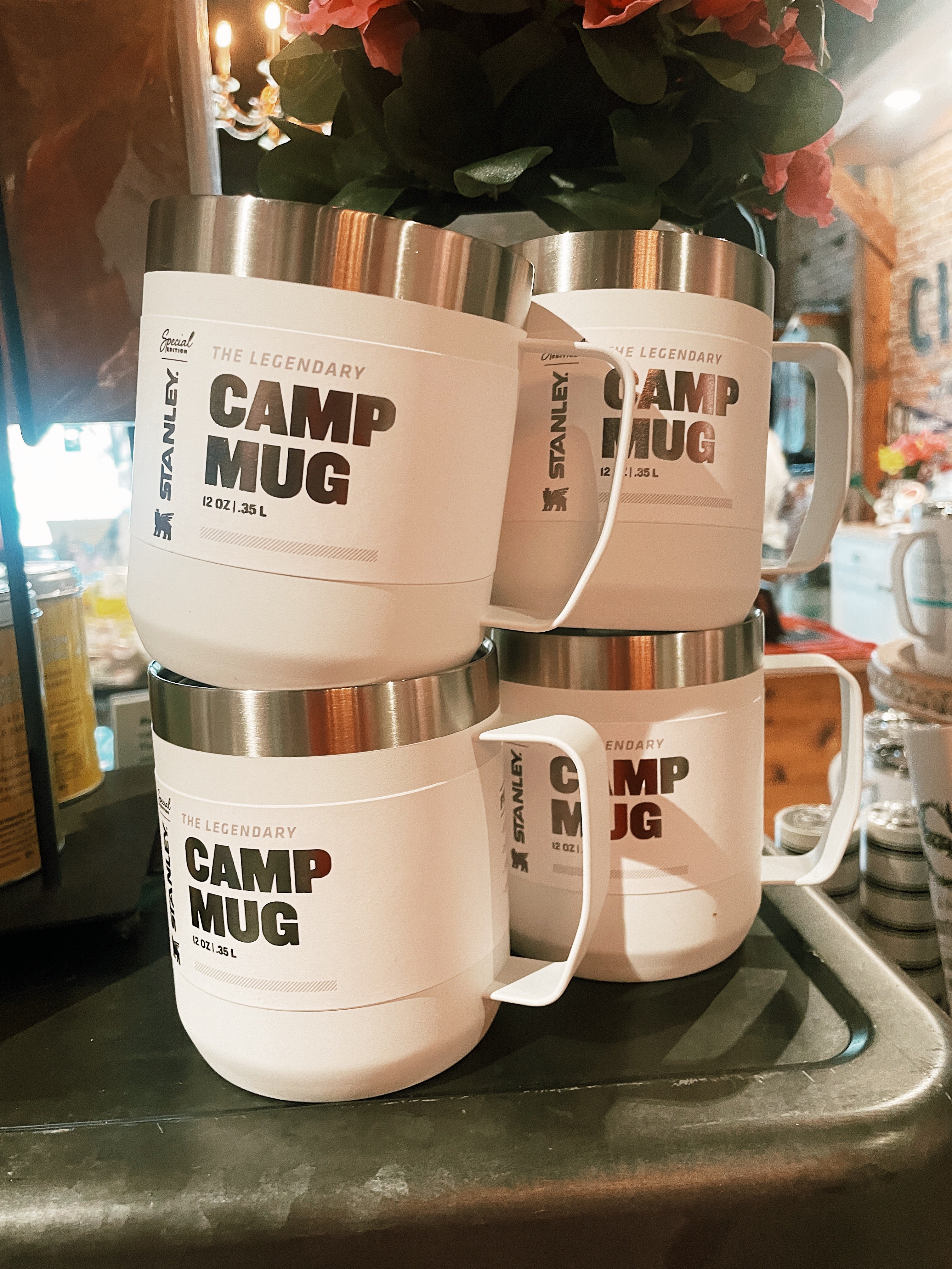 Stanley Legendary Camp Mug, 12oz, Stainless Steel Vacuum Insulated Coffee  Mug with Drink-Thru Lid, Polar White : : Home